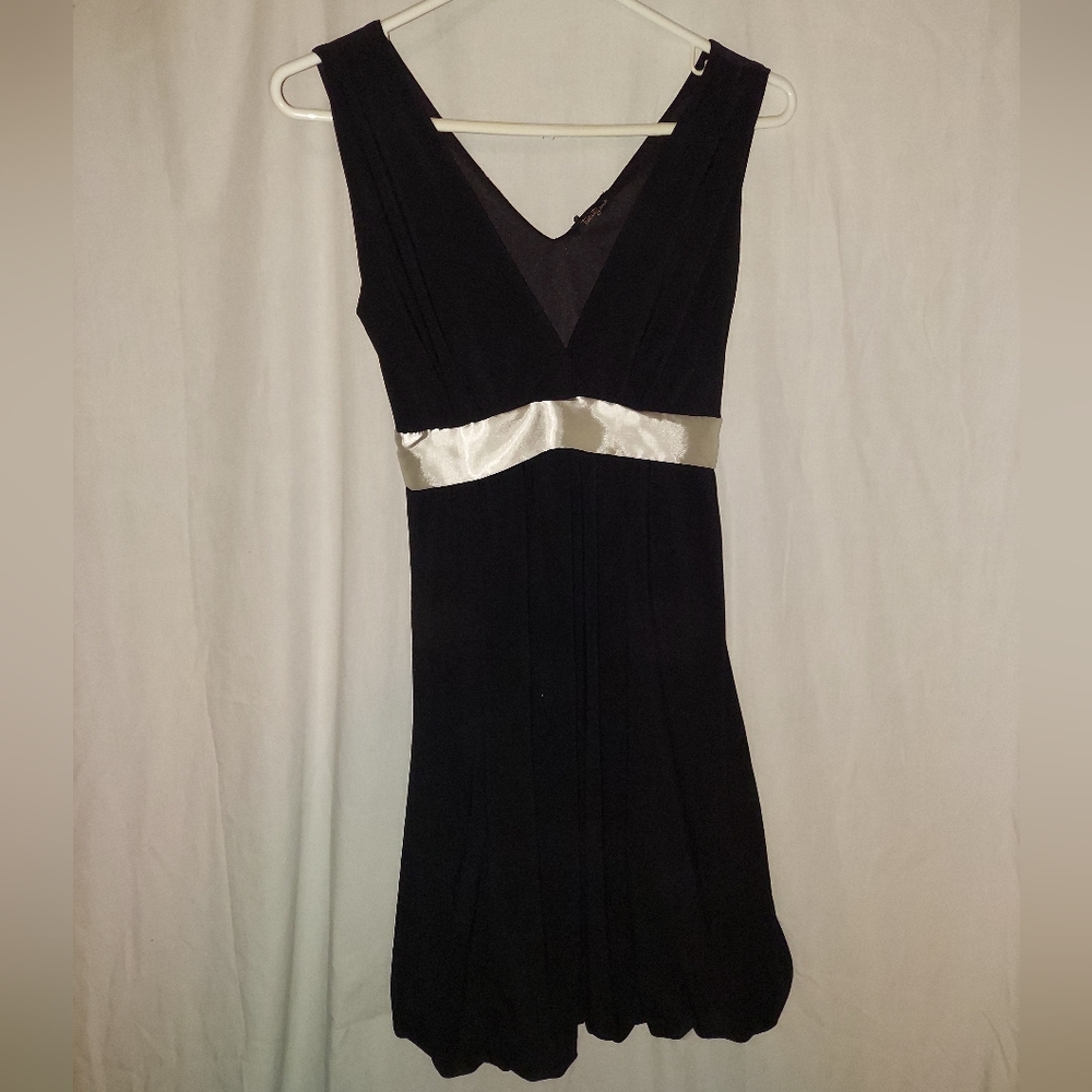 Forever 21 Black Dress With White Bow